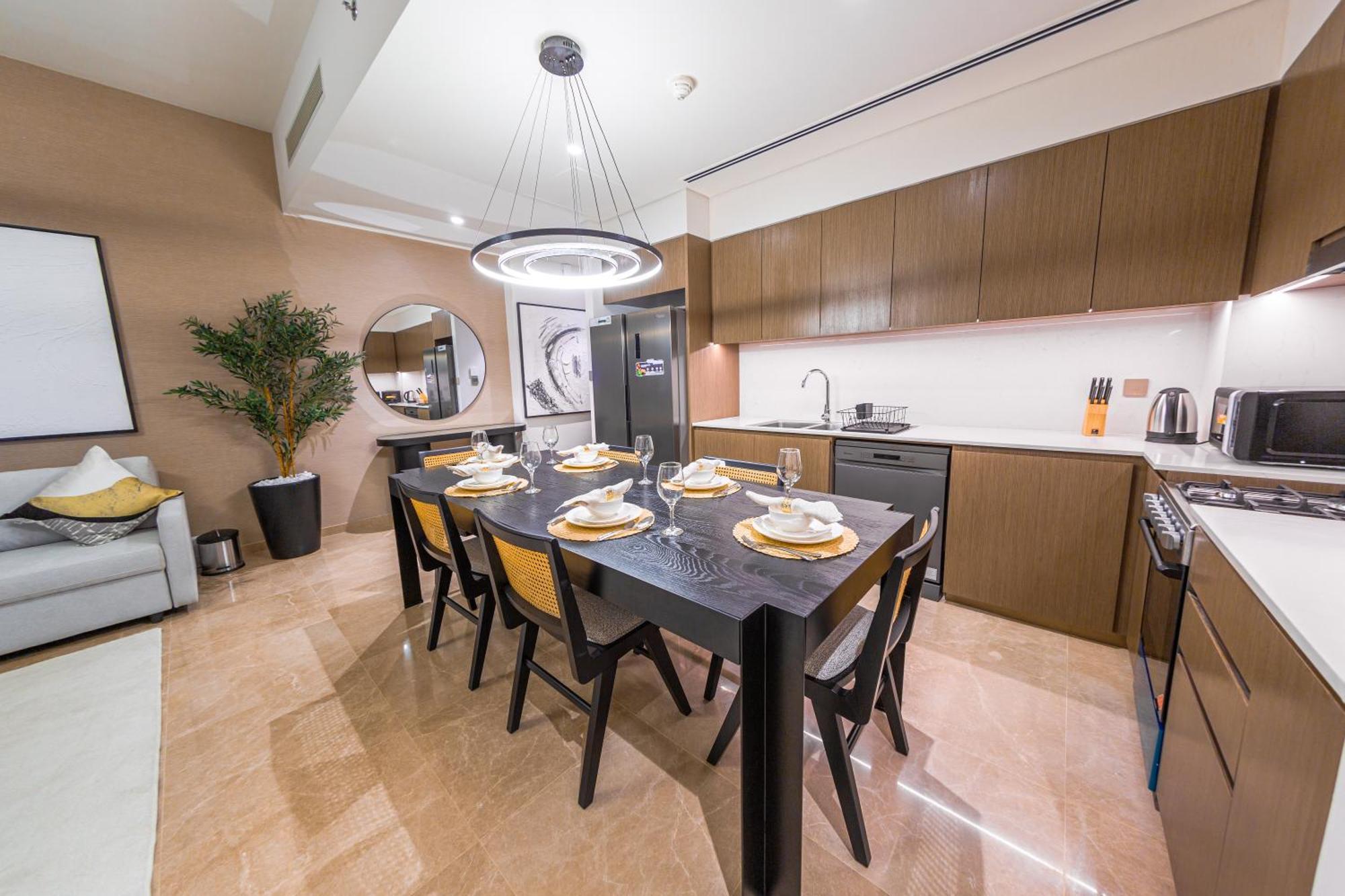 Grande Signature Residence, Burj Khalifa And Fountain View Apartment