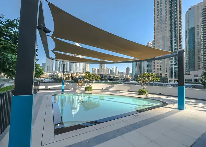 Grande Signature Residence, Burj Khalifa And Fountain View